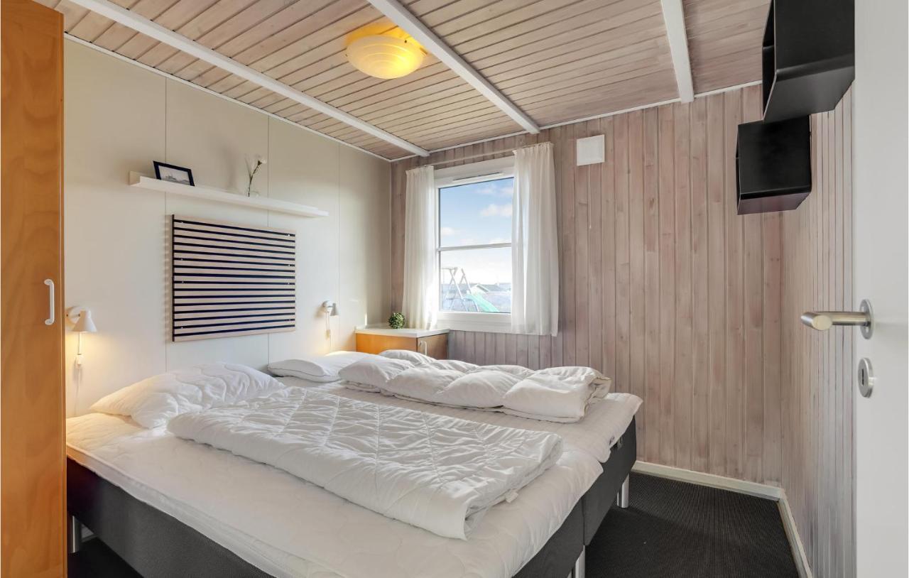 3 Bedroom Gorgeous In Holiday home