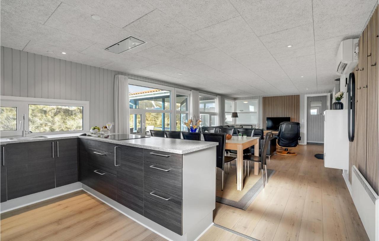3 Bedroom Gorgeous In * Hvide Sande